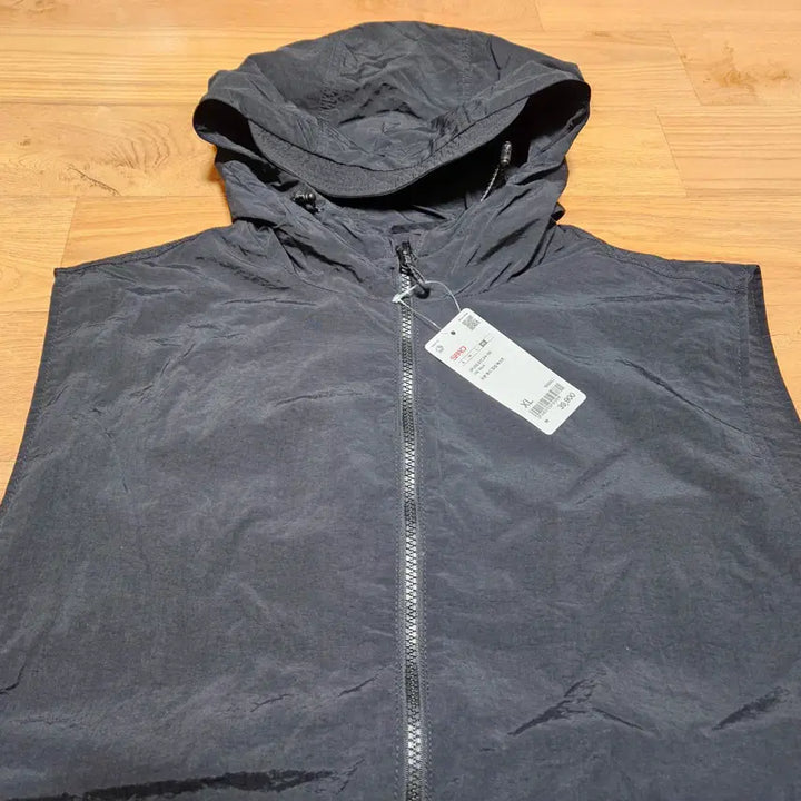 [BUNJANG] SPAO Hooded Vest Windbreaker Black XL / SPAO 스파오 바람막이 후드 조끼 블랙 XL
