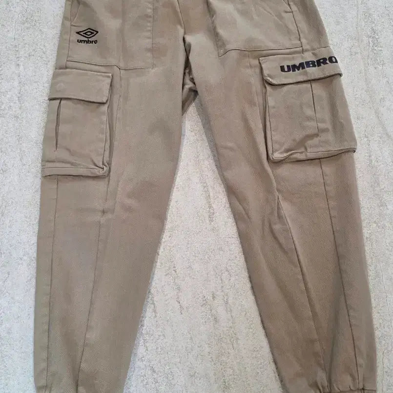 [BUNJANG] UMBRO Cargo Jogger Pants / UMBRO 엄브로카고 조거팬츠