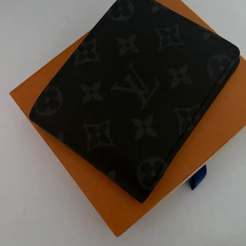 [SOLD OUT] 루이비통 멀티플월렛 반지갑 급처