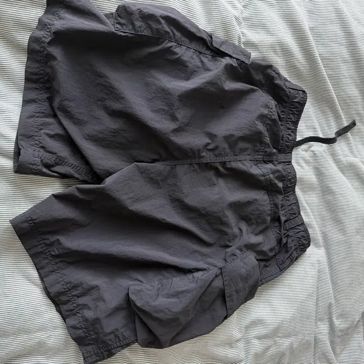 [BUNJANG] Uniqlo U Nylon Cargo Pants Black M / 유니클로 U 나일론 카고 팬츠 블랙 M