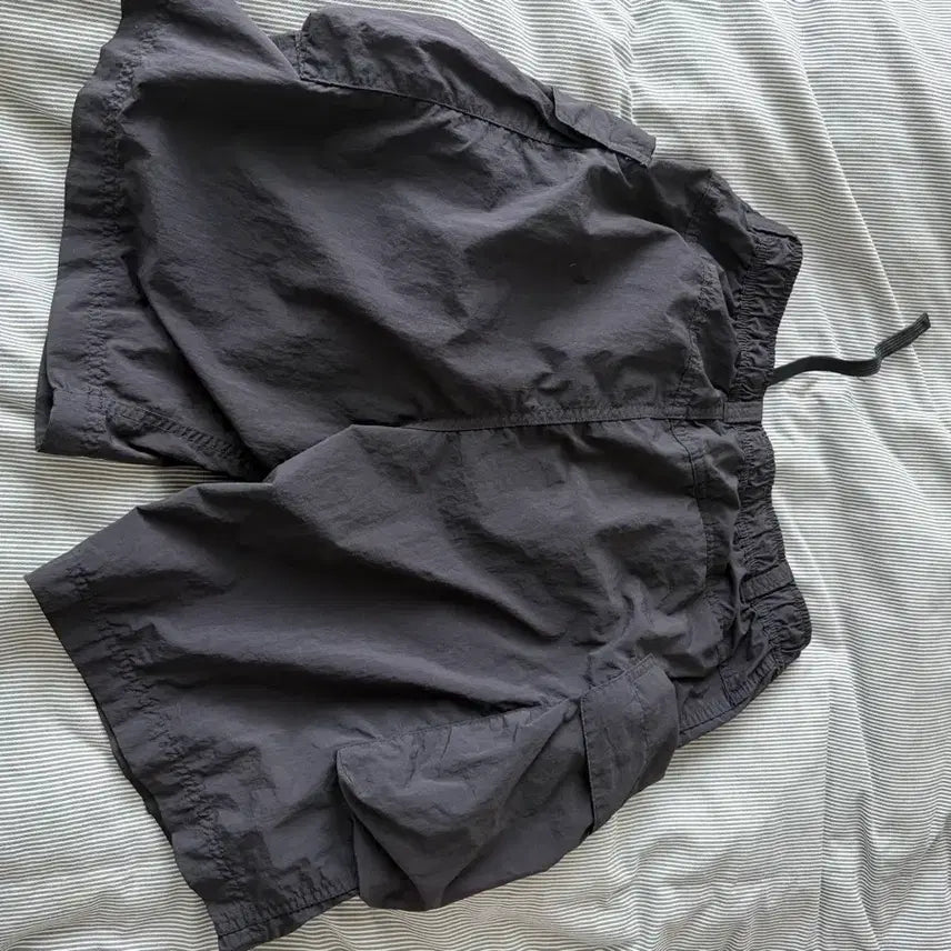 [BUNJANG] Uniqlo U Nylon Cargo Pants Black M / 유니클로 U 나일론 카고 팬츠 블랙 M