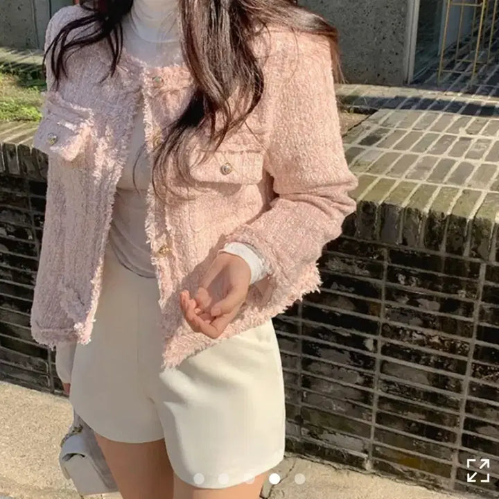 [BUNJANG] Twill Round Gold Button Pastel Semi-Crop Spring Outer Tweed Jacket / 트윌리 라운드 금장 숏 파스텔 세미 크롭 봄 간절기 아우터 트위드 자켓