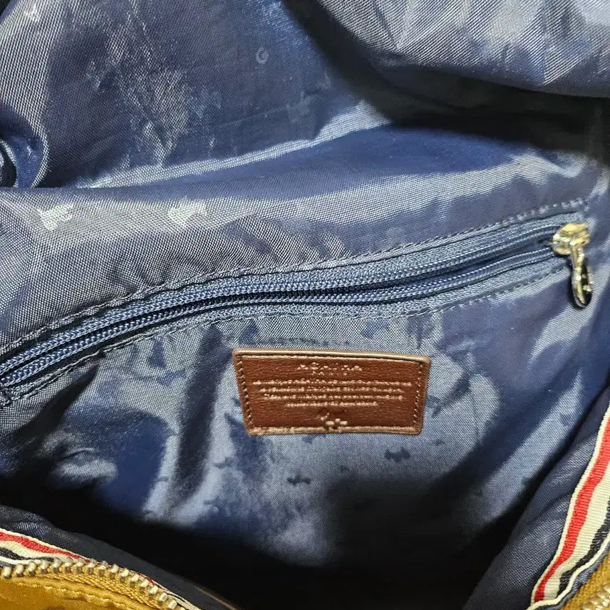[SOLD OUT] 아가타백백브라운
