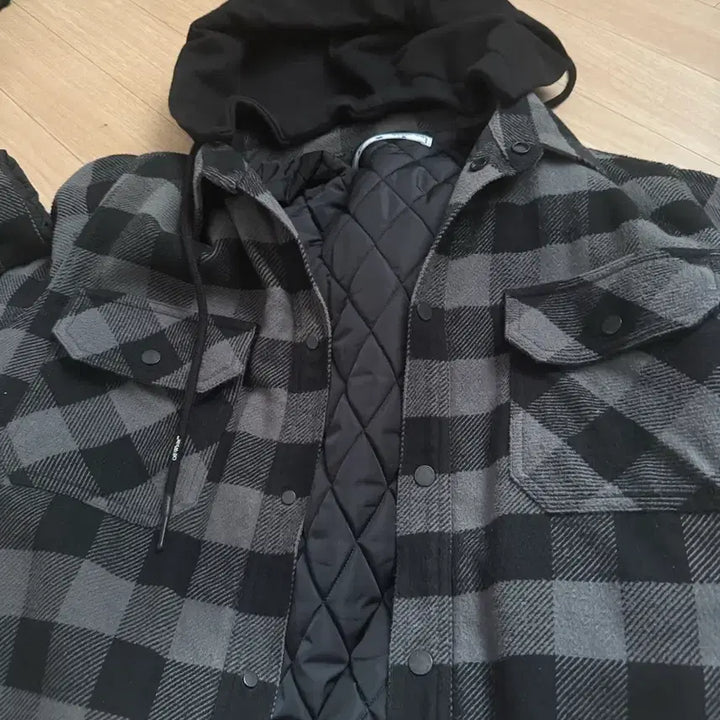 [BUNJANG] Off-White Check Hooded Padded Jacket / 오프화이크 체크 후드 자켓 패딩