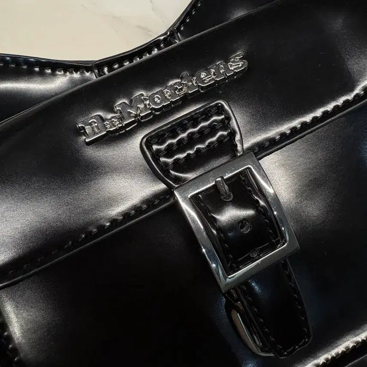 [BUNJANG] Dr. Martens Bow Bag Black 3-Way Bag / 닥터마틴 보우백 블랙 백팩 숄더 크로스