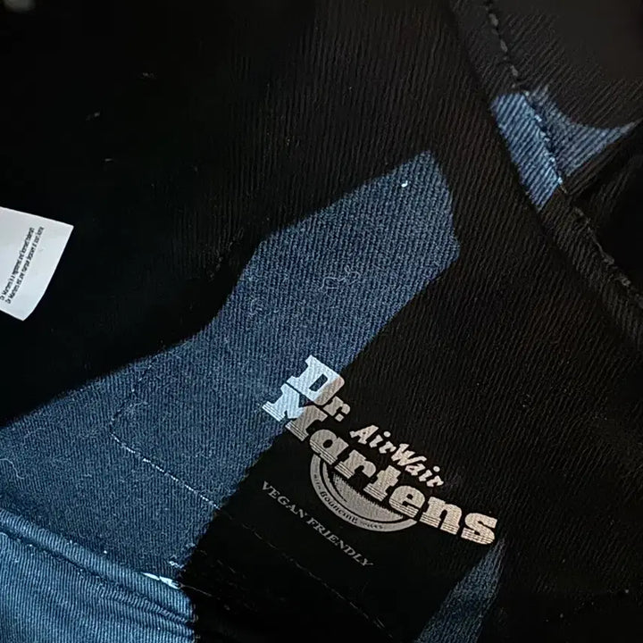 [BUNJANG] Dr. Martens Bow Bag Black 3-Way Bag / 닥터마틴 보우백 블랙 백팩 숄더 크로스