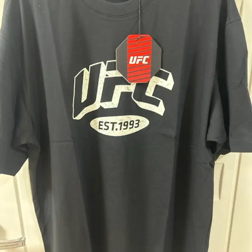 [SOLD OUT] UFC 검정 반팔 티셔츠 XL