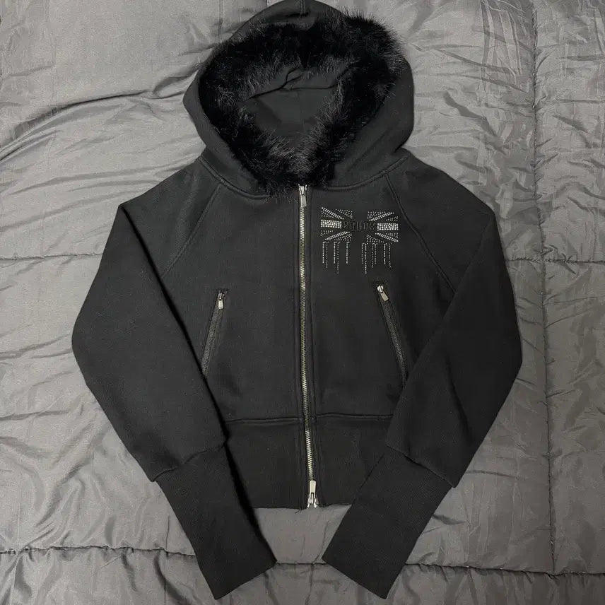 [SOLD OUT] 플리즈노팔로우 베키 퍼 후드 집업 블랙