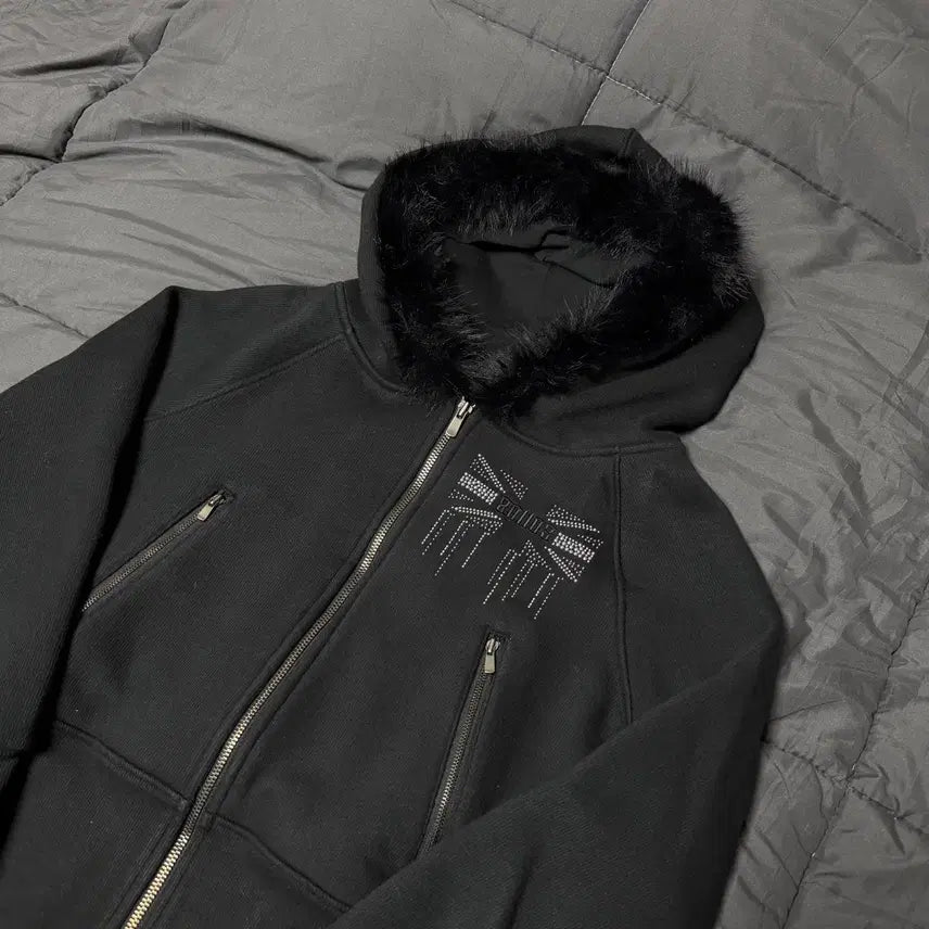 [SOLD OUT] 플리즈노팔로우 베키 퍼 후드 집업 블랙