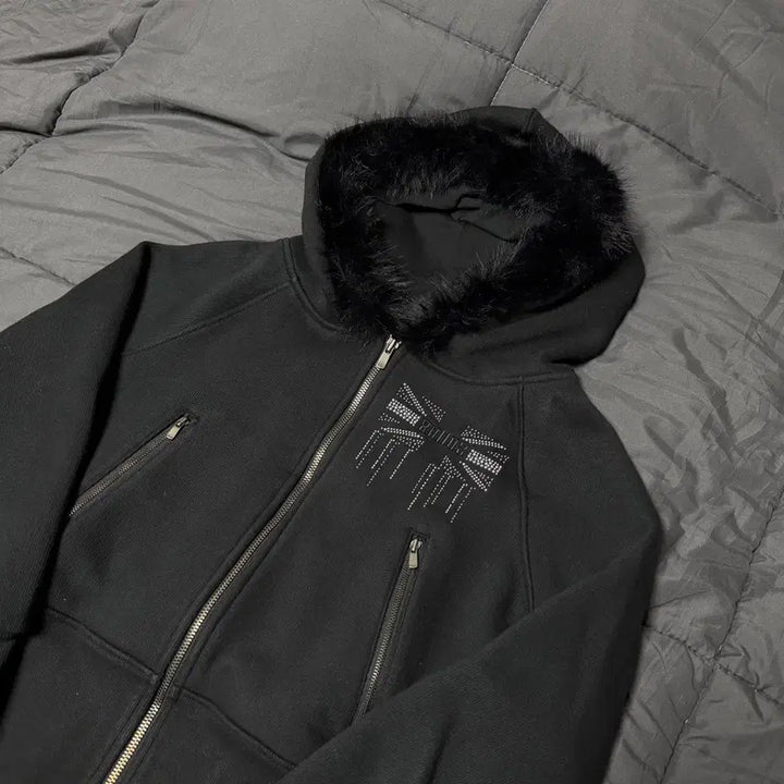 [SOLD OUT] 플리즈노팔로우 베키 퍼 후드 집업 블랙