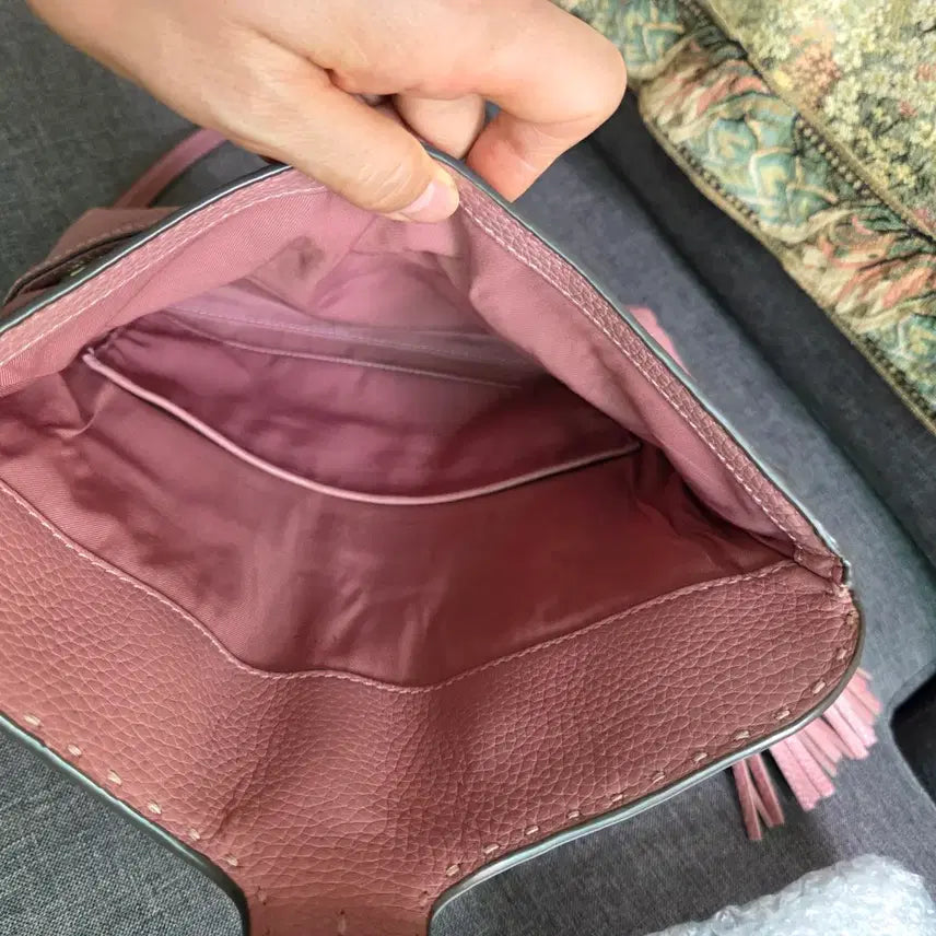 [BUNJANG] Tory Burch Leather Crossbody Bag / 정품 토리버치 가죽 크로스백 핑크 숄더백 태슬백