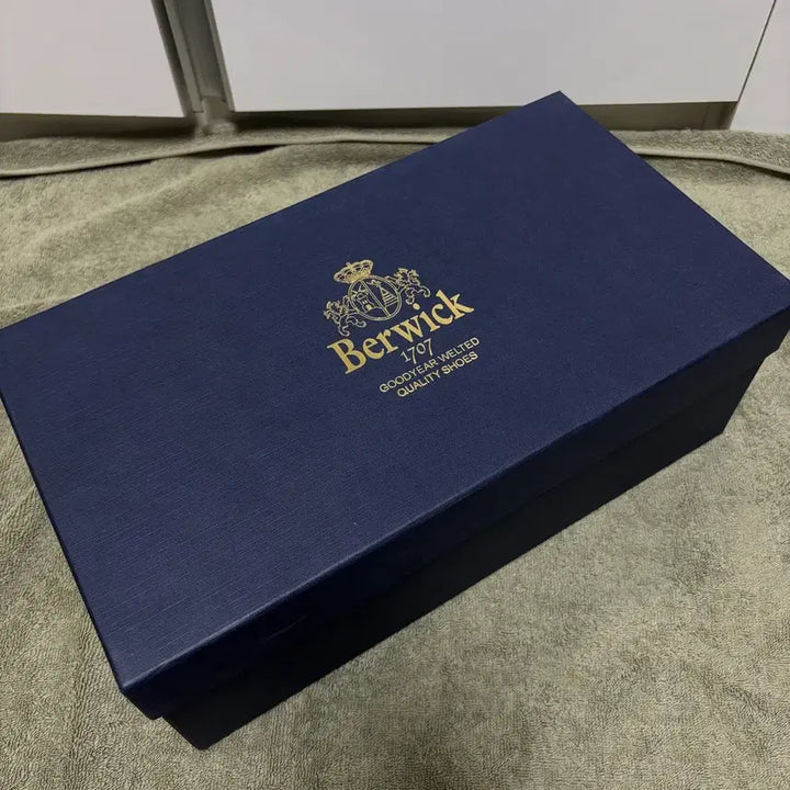 [BUNJANG] Berwick 622 Brown Suede Chukka Boots UK9 / [UK9] 버윅 622 브라운 스웨이드 처카부츠