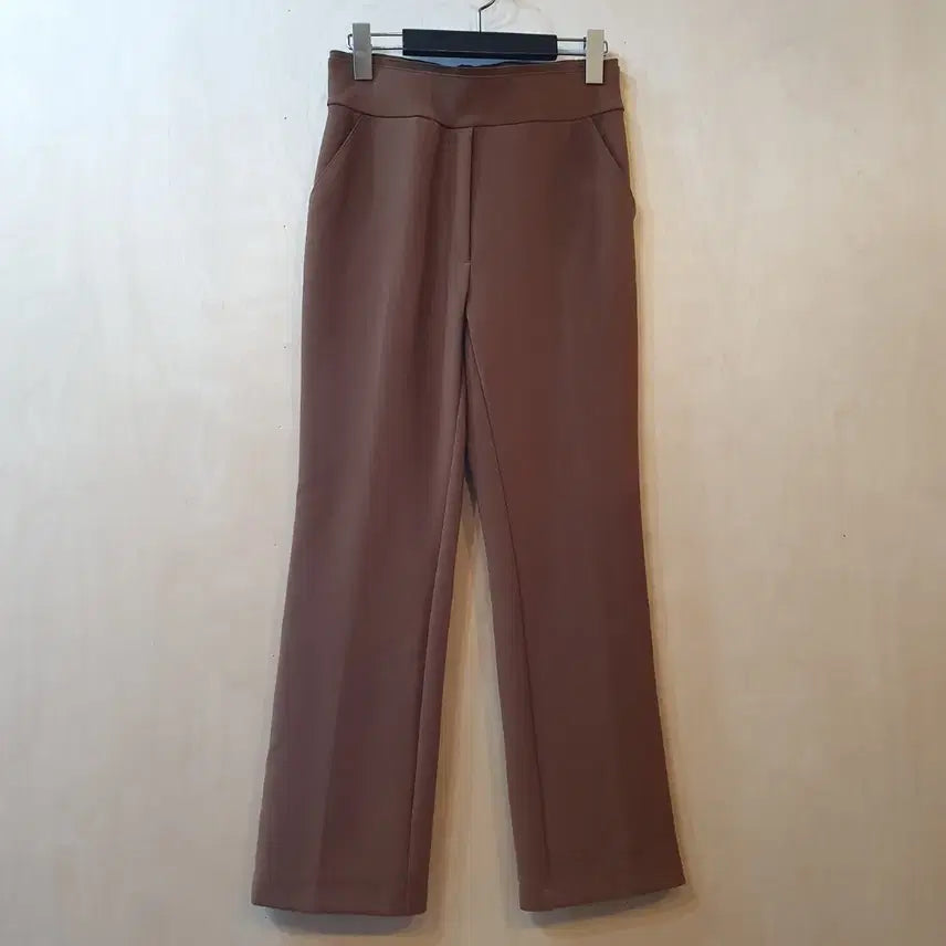 [BUNJANG] Brown Elastic Waistband Slacks / 브라운색 밴딩슬랙스 바지