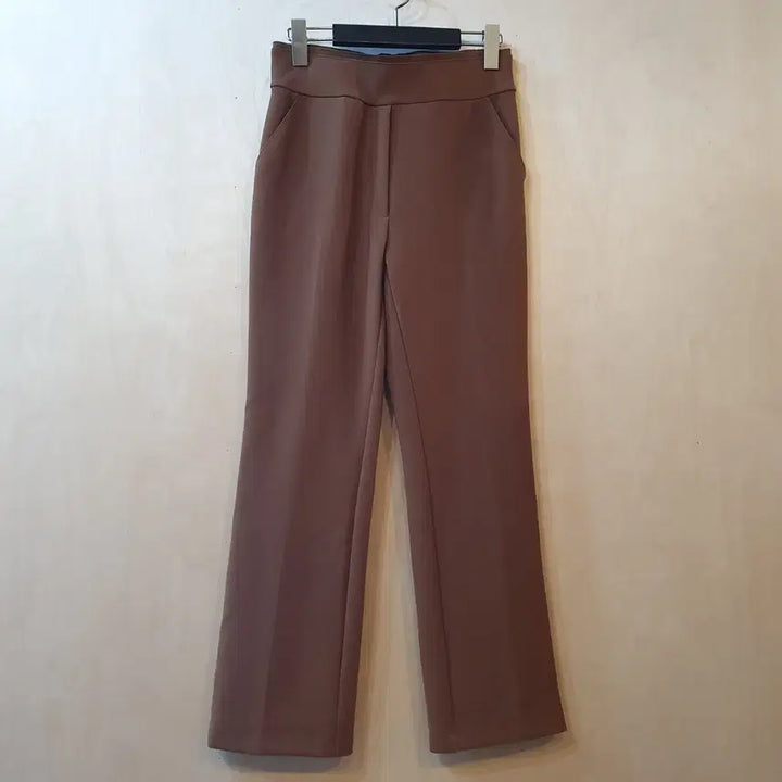 [BUNJANG] Brown Elastic Waistband Slacks / 브라운색 밴딩슬랙스 바지