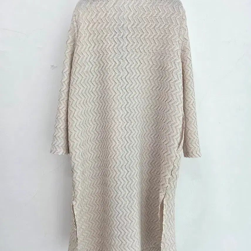 [SOLD OUT] 정품 아이보리 펀칭 롱 가디건