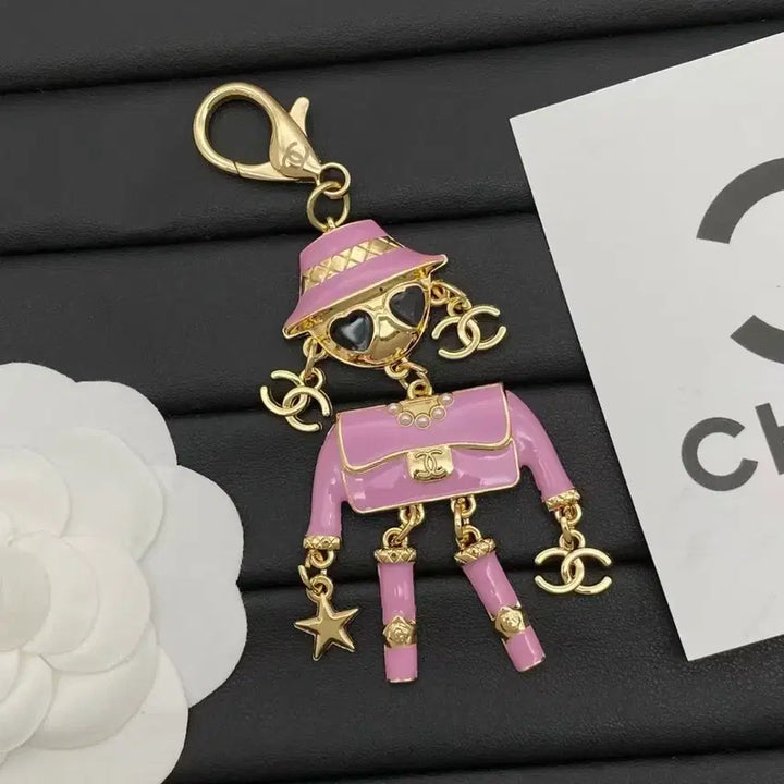 [SOLD OUT] 샤넬 외계인 로봇 키링 키홀더 차 키링 가방 액세서리