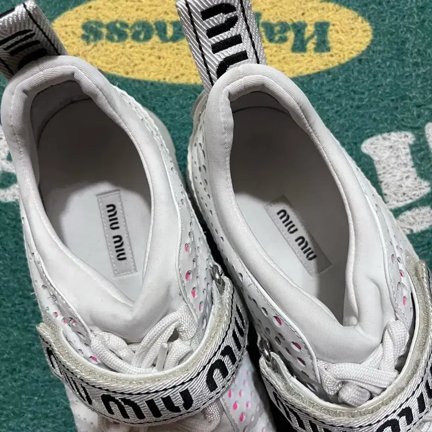 [BUNJANG] Miu Miu Sneakers / 미우미우 정품 스니커즈