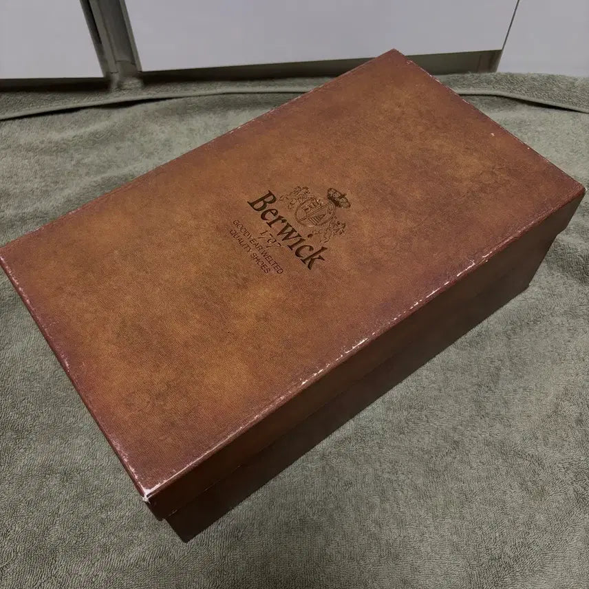 [BUNJANG] Berwick 4456 Suede Loafers Brown UK 8.5 / [UK8.5] 버윅 4456 스웨이드 로퍼 브라운
