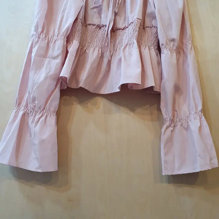 [SOLD OUT] 핑크 오프숄더 블라우스 셔링 Free