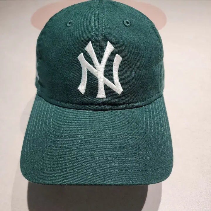 [SOLD OUT] 에임레온도르 양키스 볼캡 다크그린