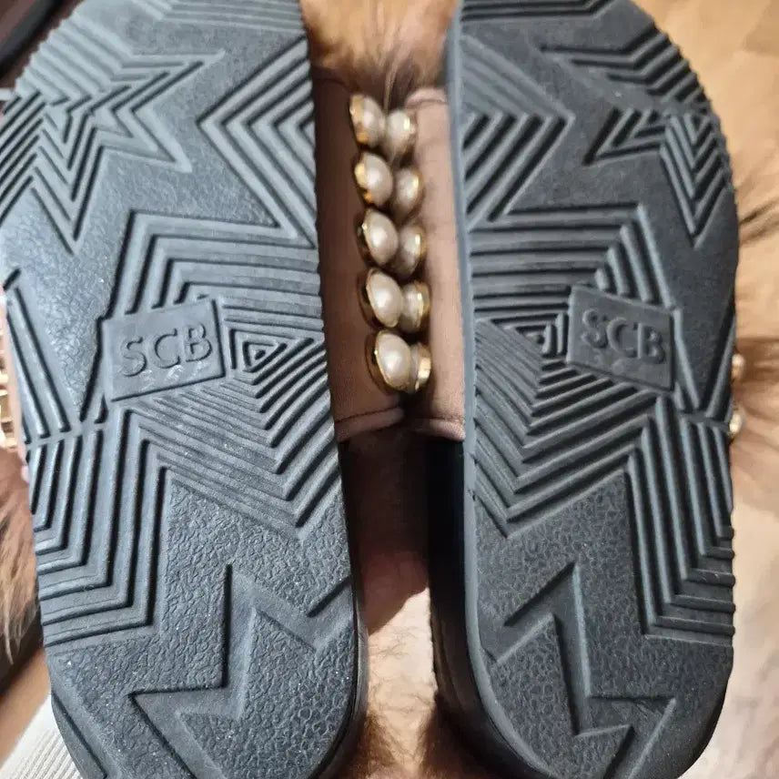 [BUNJANG] Suecomma Bonnie Fur Slippers 235 / 슈콤마보니 슬리퍼 235