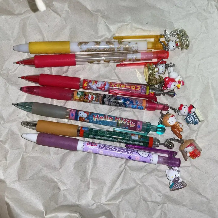 [BUNJANG] Classic Kitty Bundle Set of Pens and Pencils / 일괄)고전키티샤프/볼펜/아키하바라/모에루루/라벤더/볼펜/킽스/키티스트랩
