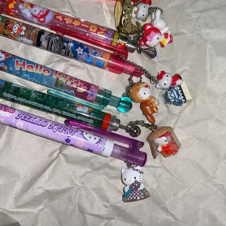[BUNJANG] Classic Kitty Bundle Set of Pens and Pencils / 일괄)고전키티샤프/볼펜/아키하바라/모에루루/라벤더/볼펜/킽스/키티스트랩