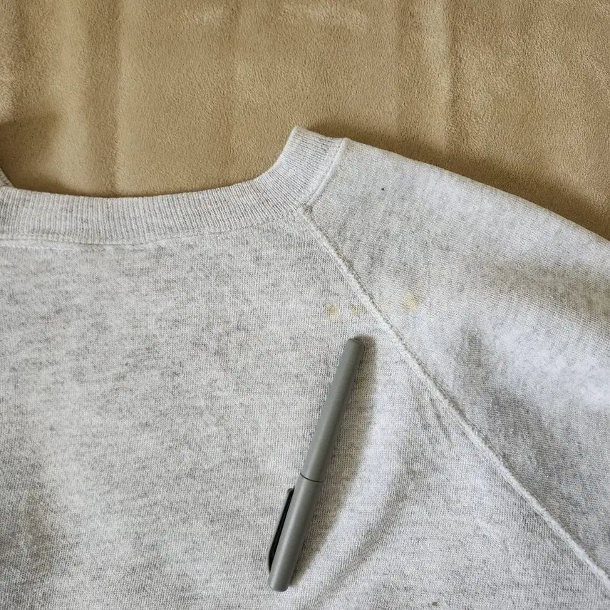 [SOLD OUT] (마네킹샷O)90s 빈티지 USA Hanes 헤인즈 그레이 맨투맨 XL
