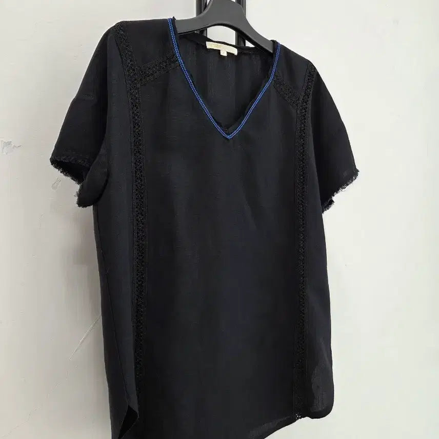 [BUNJANG] MAJE V-neck Short Sleeve Blouse / 정품 마쥬 MAJE 브이넥 반팔 블라우스