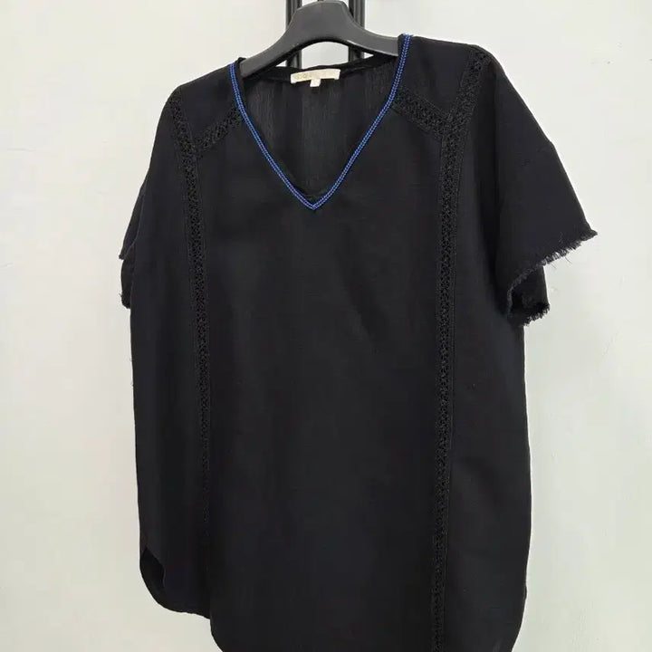 [BUNJANG] MAJE V-neck Short Sleeve Blouse / 정품 마쥬 MAJE 브이넥 반팔 블라우스