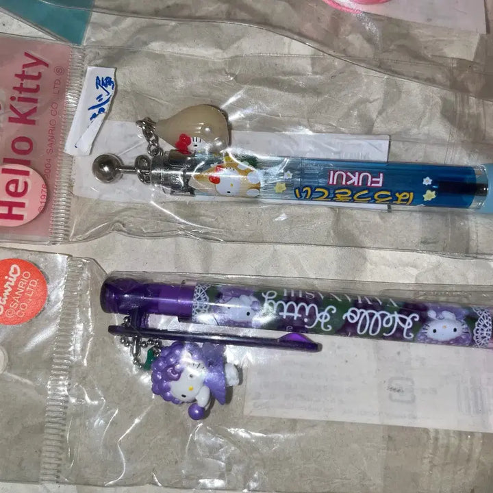 [BUNJANG] Sanrio Hello Kitty Classic Grape Fairy / Rakkkyo Kitty Mechanical Pencil &amp; Ballpoint Pen Set / 일괄)포도요정키티/락교키티/킽스/키티스트랩/고전키티샤프/볼펜