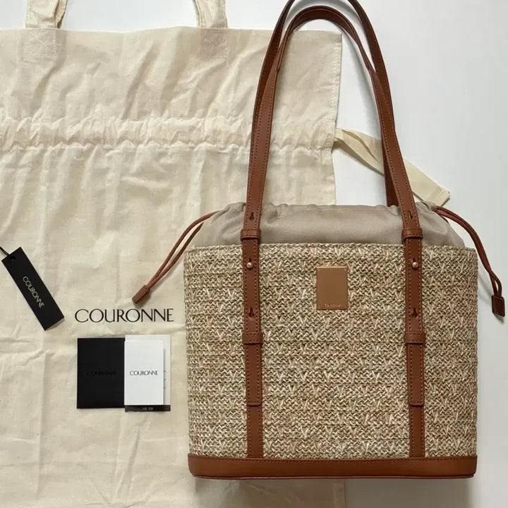 [BUNJANG] Couronne Ette De Rafia Shoulder Bag 30 Brown / (새상품) 쿠론 에떼 드 라피아 숄더백 26 브라운색