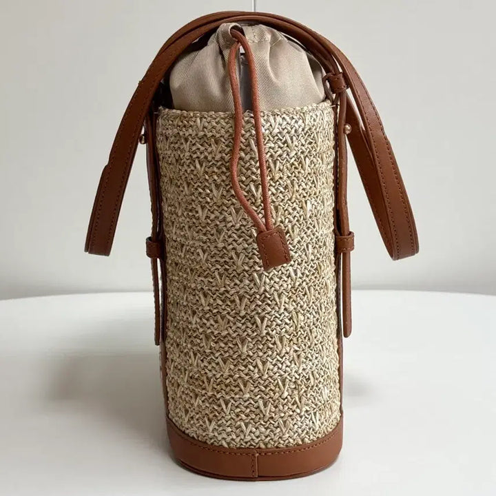 [BUNJANG] Couronne Ette De Rafia Shoulder Bag 30 Brown / (새상품) 쿠론 에떼 드 라피아 숄더백 26 브라운색