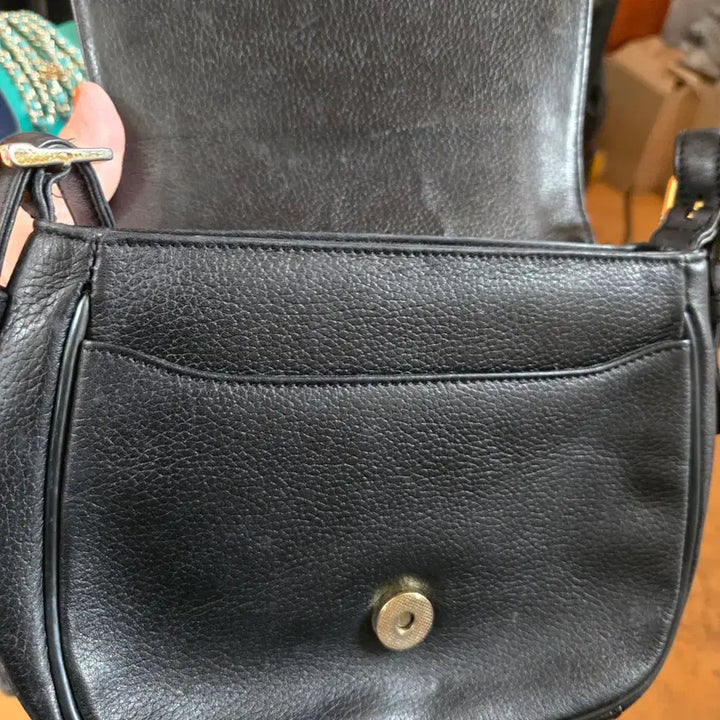 [BUNJANG] MCM Black Leather Shoulder Bag / MCM 블랙 레더 숄더백 크로스백