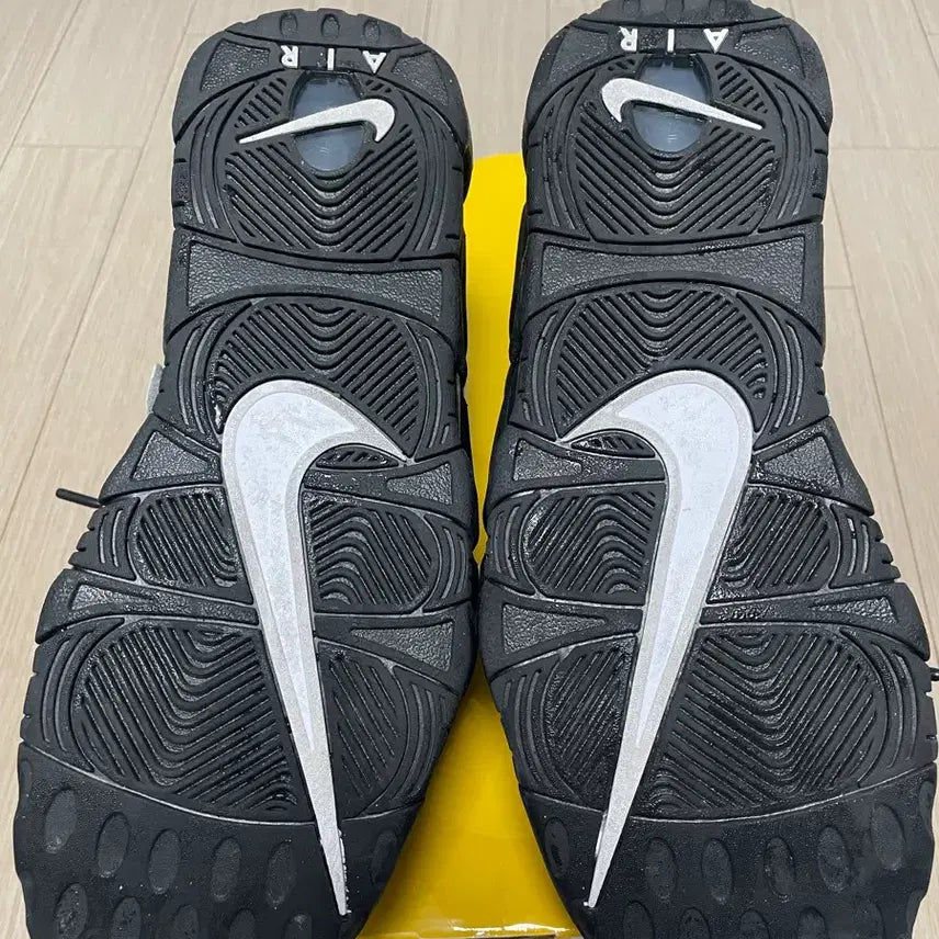 [SOLD OUT] 나이키 운동화 팝니다