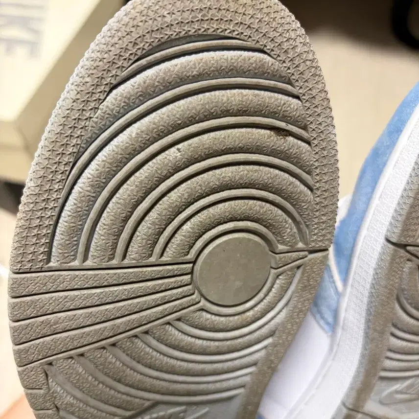 [BUNJANG] Nike Jordan 1 High OG Hyper Royal Sneakers / 조던1 하이 og 하이퍼로얄