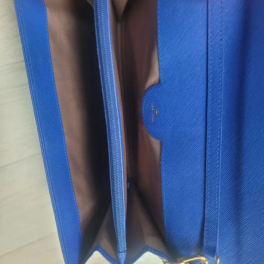 [BUNJANG] J.ESTINA Blue Clutch Bag / 제이에스티나 클러치백