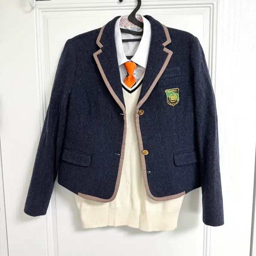 [BUNJANG] Jinryang Middle School Winter Uniform Set / (이쁜교복)진량중 여자 교복 동복