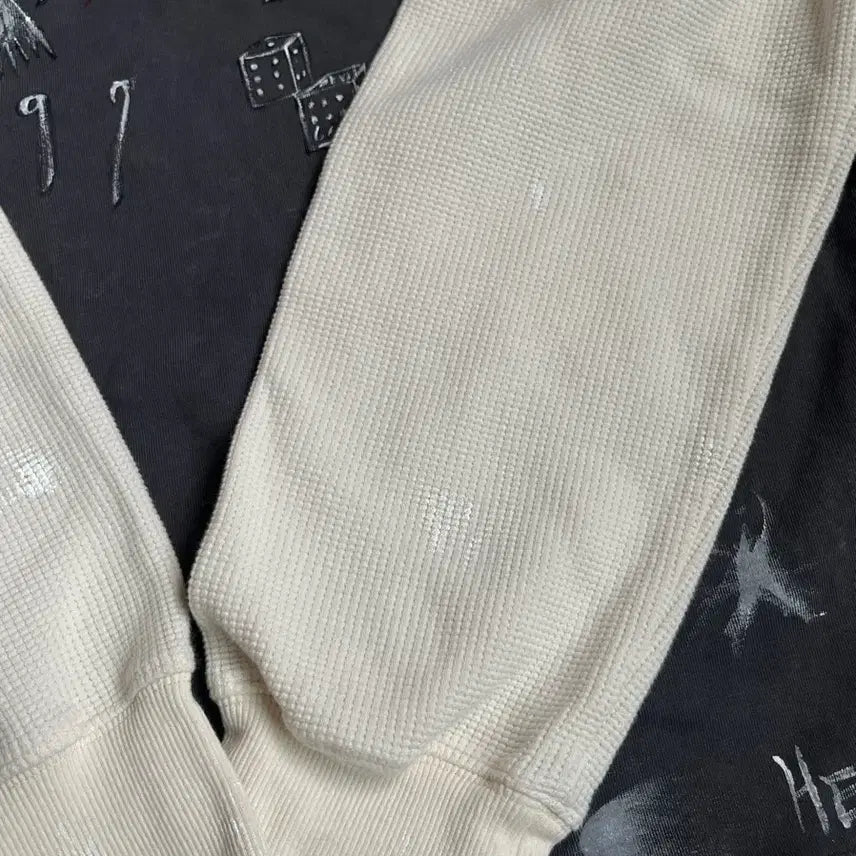 [BUNJANG] Brat Fat Lips Hand-Painted T-shirt / Brat fat lips핸드페인팅 티셔츠