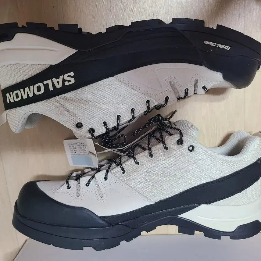 [BUNJANG] Salomon Maison Margiela X-ALP Sneakers / 살로몬 메종마르지엘라 X-ALP 스니커즈