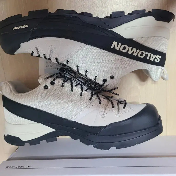 [BUNJANG] Salomon Maison Margiela X-ALP Sneakers / 살로몬 메종마르지엘라 X-ALP 스니커즈