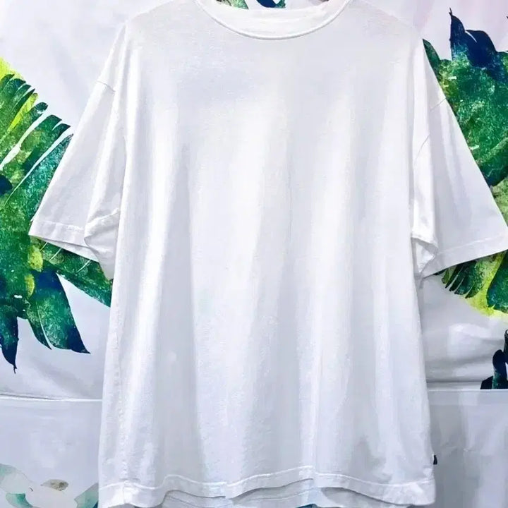 [BUNJANG] Balenciaga Graphic Oversized Short Sleeve T-Shirt (White) / 발렌시아가 그래픽 반팔오버핏 티셔츠 (화이트 )