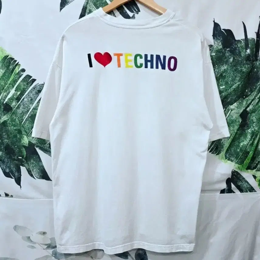 [BUNJANG] Balenciaga Graphic Oversized Short Sleeve T-Shirt (White) / 발렌시아가 그래픽 반팔오버핏 티셔츠 (화이트 )