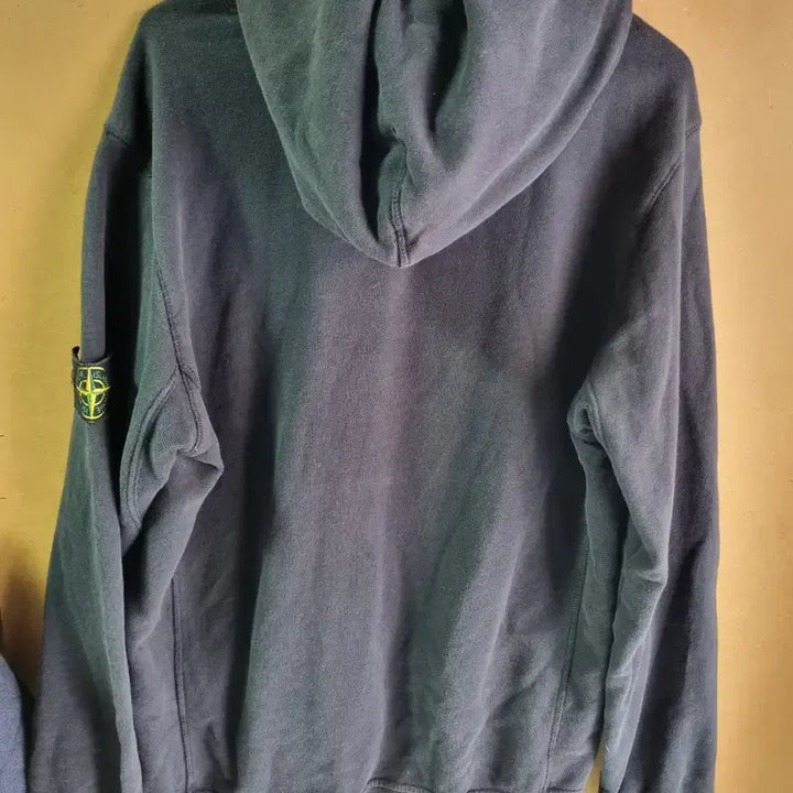 [SOLD OUT] 스톤아일랜드 남성 후드티