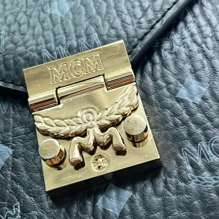 [BUNJANG] MCM Visetos Mini Shoulder Bag - Black / 정품 MCM 비세토스 미니 숄더백 블랙