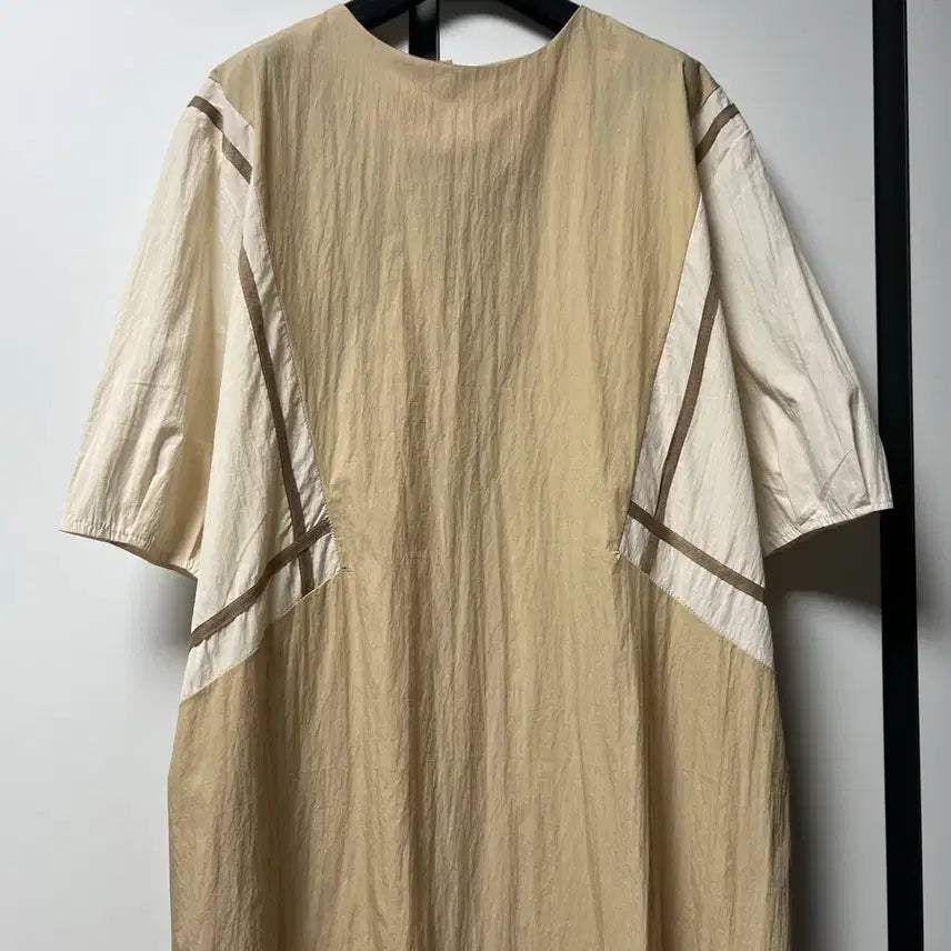 [BUNJANG] Oversized Beige Dress / 디테일 예쁜 원피스 박시핏