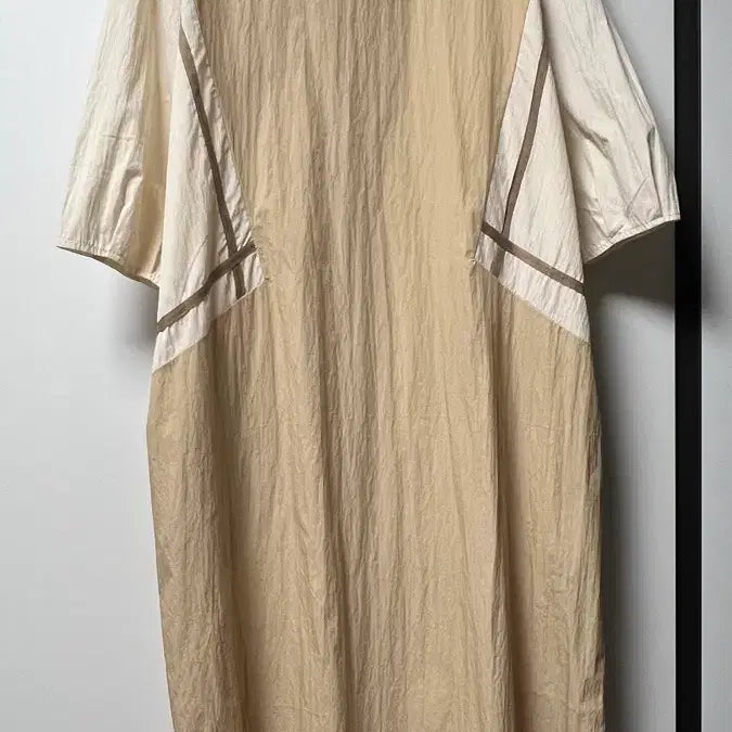 [BUNJANG] Oversized Beige Dress / 디테일 예쁜 원피스 박시핏