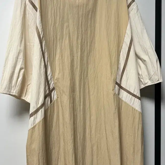 [BUNJANG] Oversized Beige Dress / 디테일 예쁜 원피스 박시핏