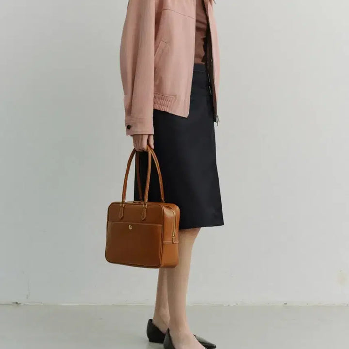 [SOLD OUT] 던스트 클래식 28 레더백 TAN