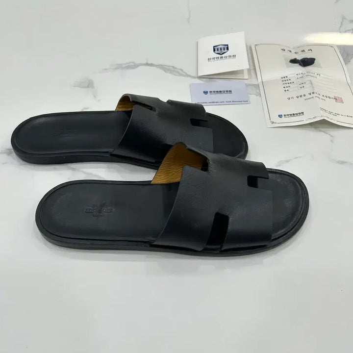 [SOLD OUT] {44 Size} 에르메스 이즈미르 블랙